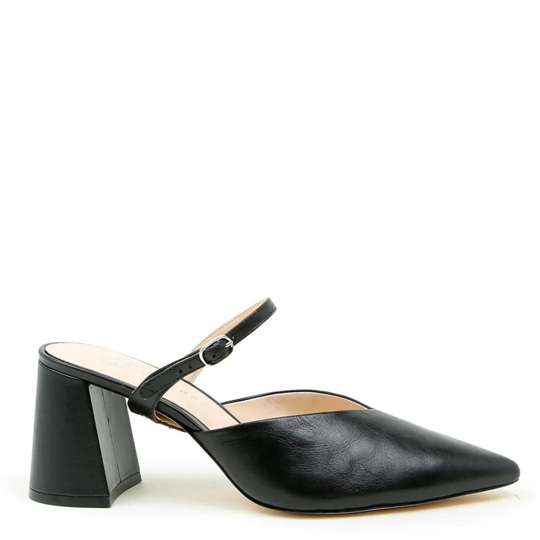 Best Alterre Black V Mule + Twiggy Strap